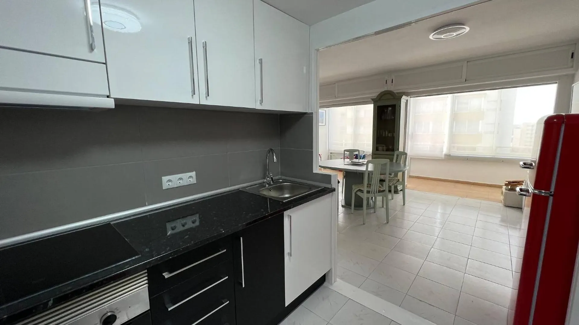 Apartamento Con Vistas Al Mar Y A La Montana Av-26 Roses 0*,